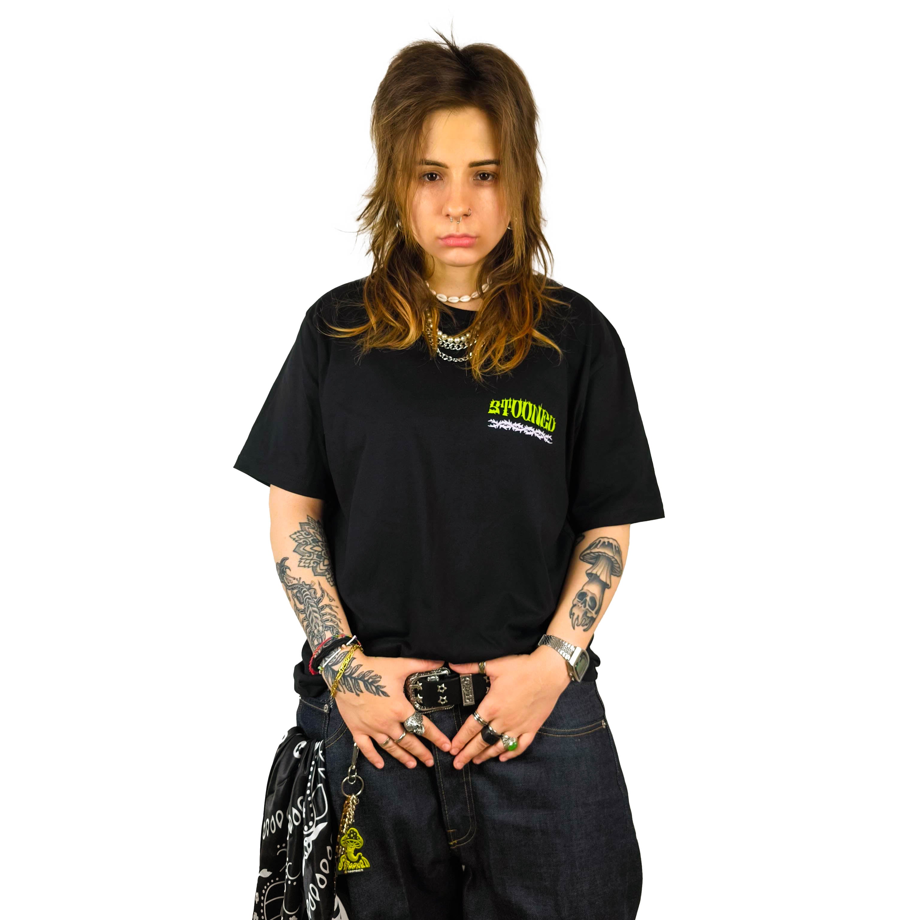 T-SHIRT - DRESSED IN THORNS