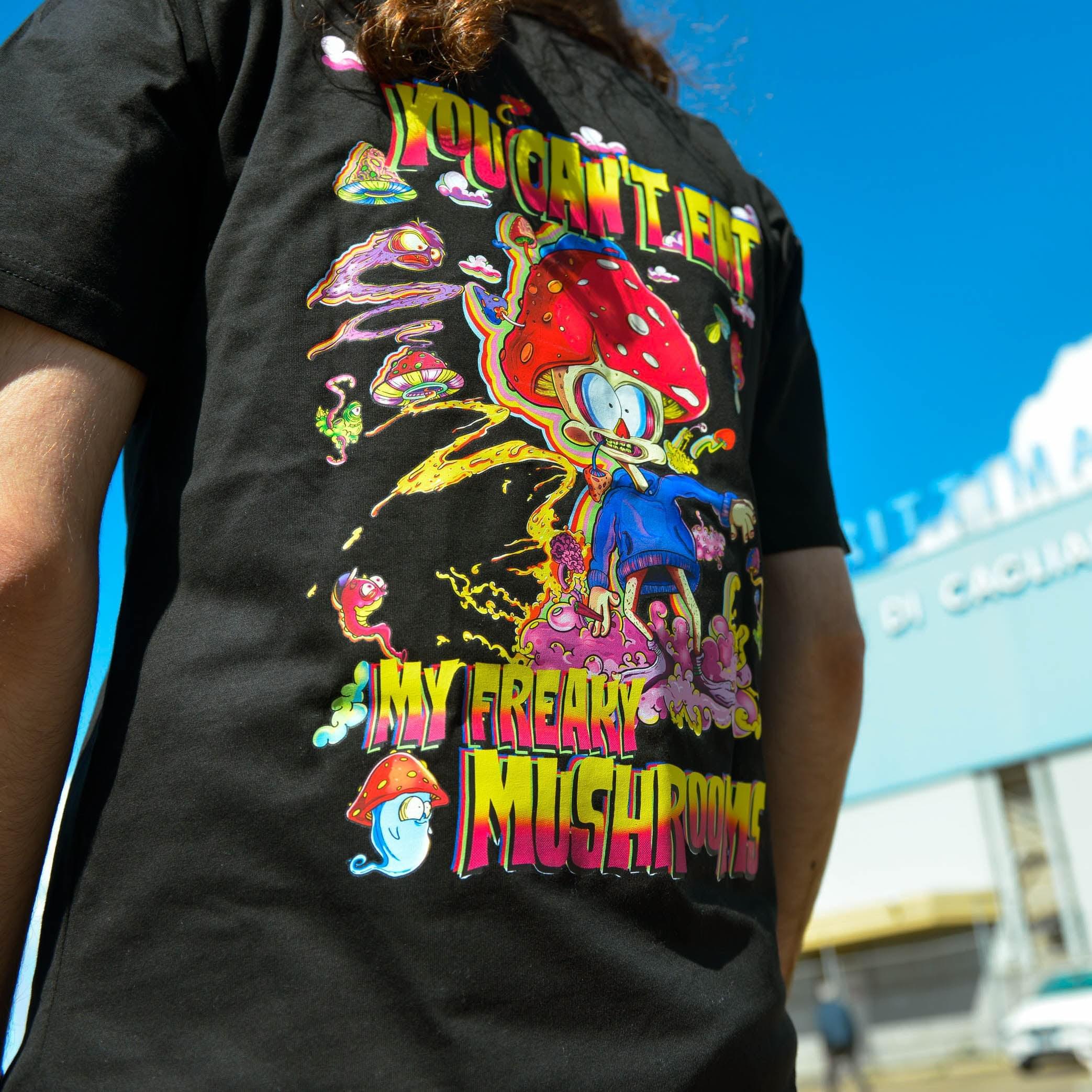 T-SHIRT - FREAKY