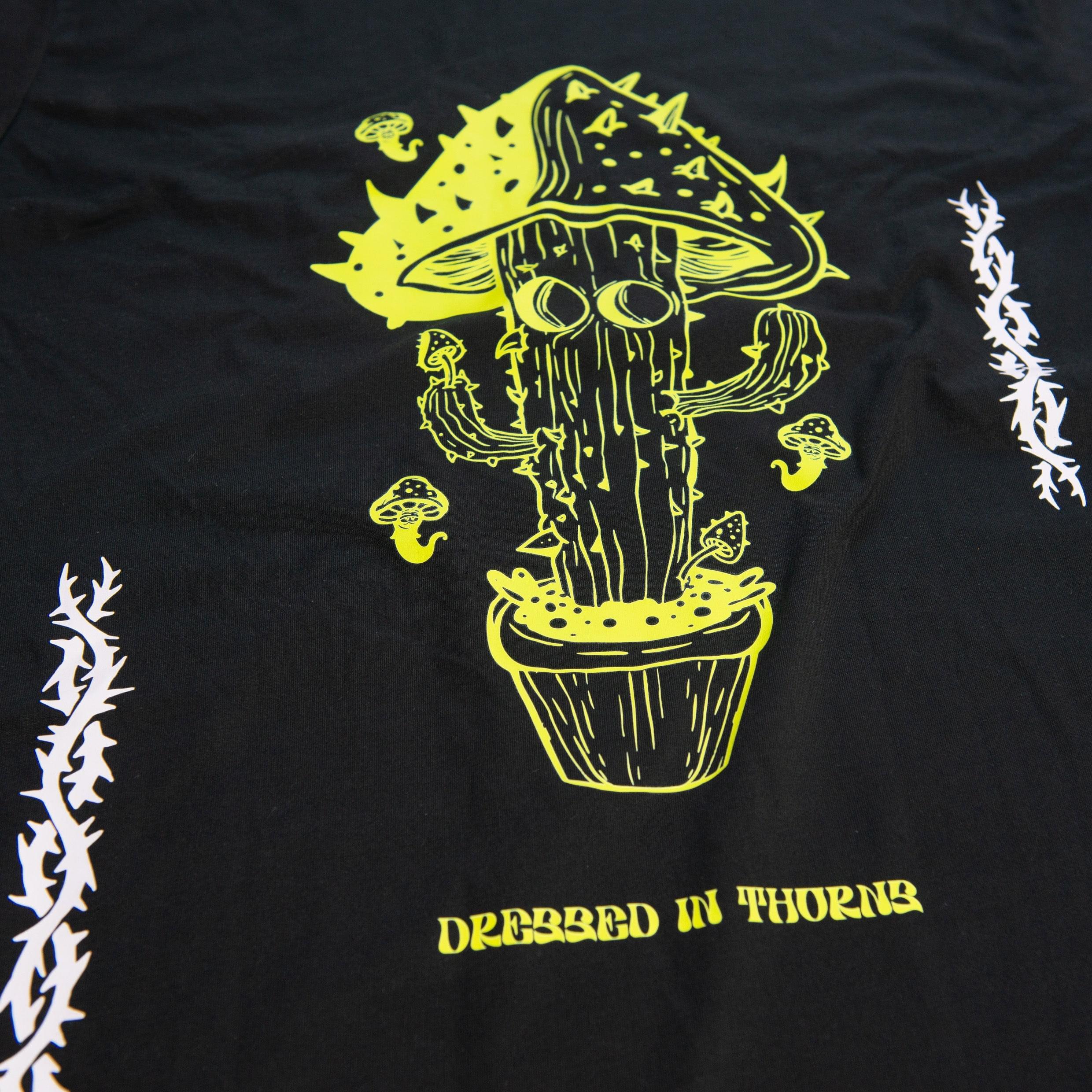 T-SHIRT - DRESSED IN THORNS